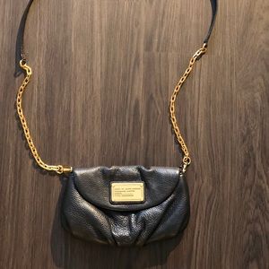 Black Leather Classic-q Karlie Crossbody Bag